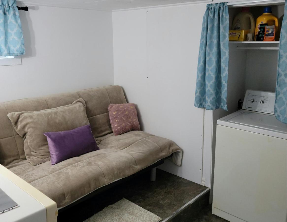 Lower Level Apt 6Ft High Close To Hwy Netflix Wifi Διαμέρισμα Edmundston Εξωτερικό φωτογραφία
